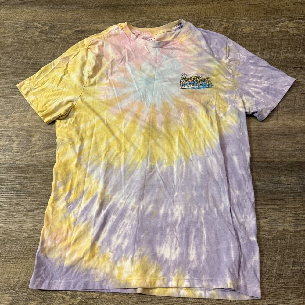 Cabana by Crown & Ivy Tee Mens size Medium